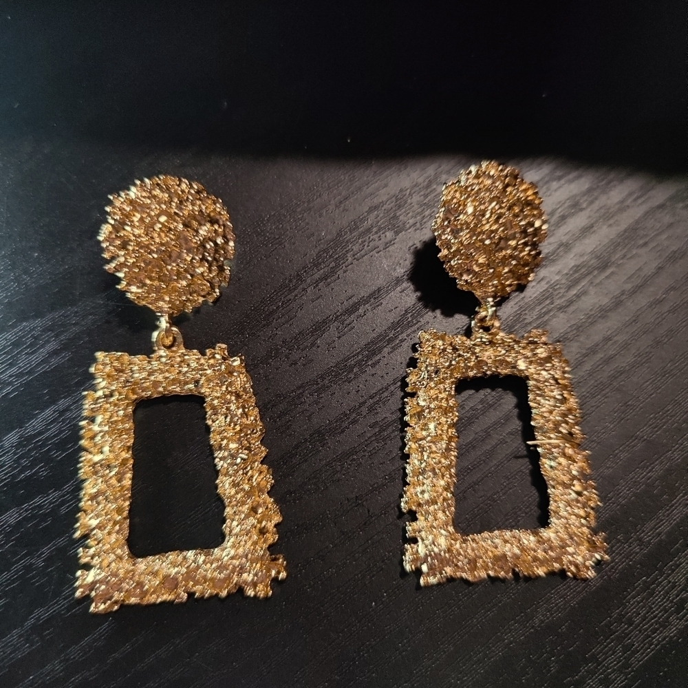 Gold Statement ewrrings